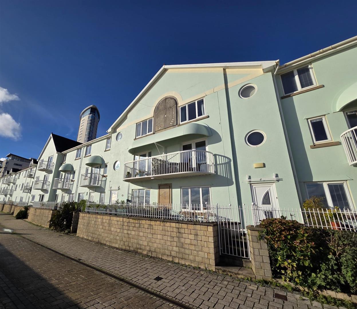 Marine Walk, Maritime Quarter, Swansea, SA1 1YQ